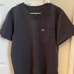 Figs Axim Charcoal Leon Two-Pocket Scrub Top. Size Small